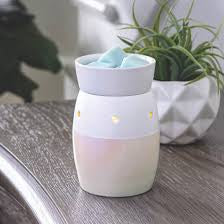 Iridescent midsize illumination fragrance warmer