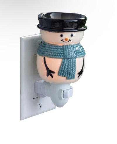 Pluggable classic fragrance warmer -snowy