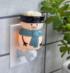 Pluggable classic fragrance warmer -snowy