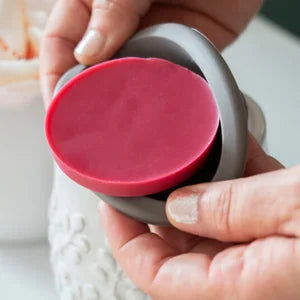 Porcelain ridges wax warmer with silicone dish